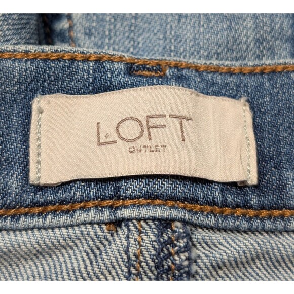 Loft Size 6 Denim Shorts Button Fly Rolled Cuffs Whiskered Medium Wash Boho - Picture 4 of 8